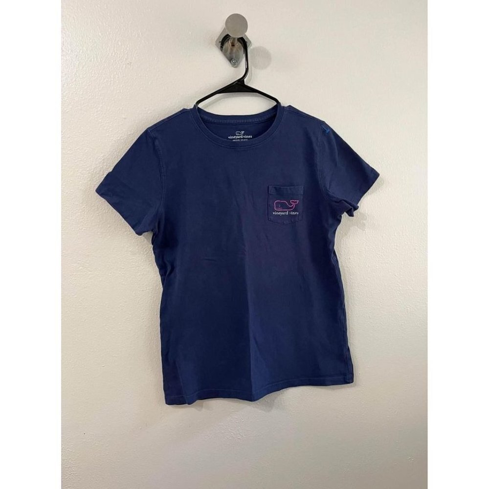 Vineyard Vines navy blue t shirt size medium Youth